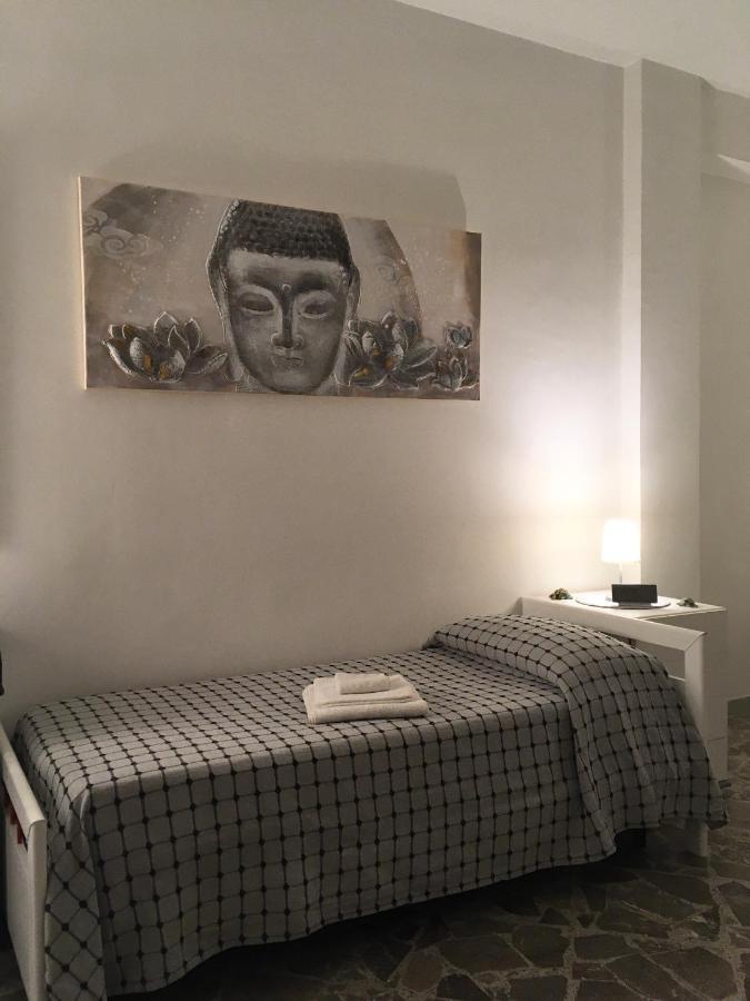 Blackboard House Hotel Bari Buitenkant foto