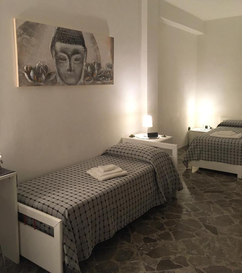 Blackboard House Hotel Bari Buitenkant foto
