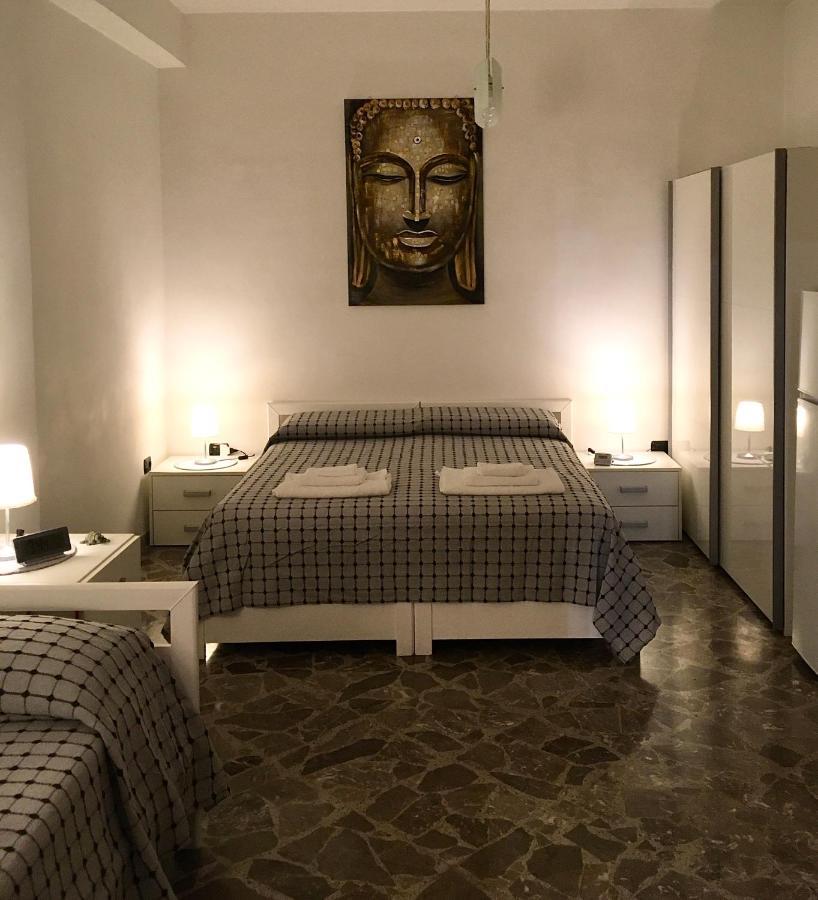 Blackboard House Hotel Bari Buitenkant foto