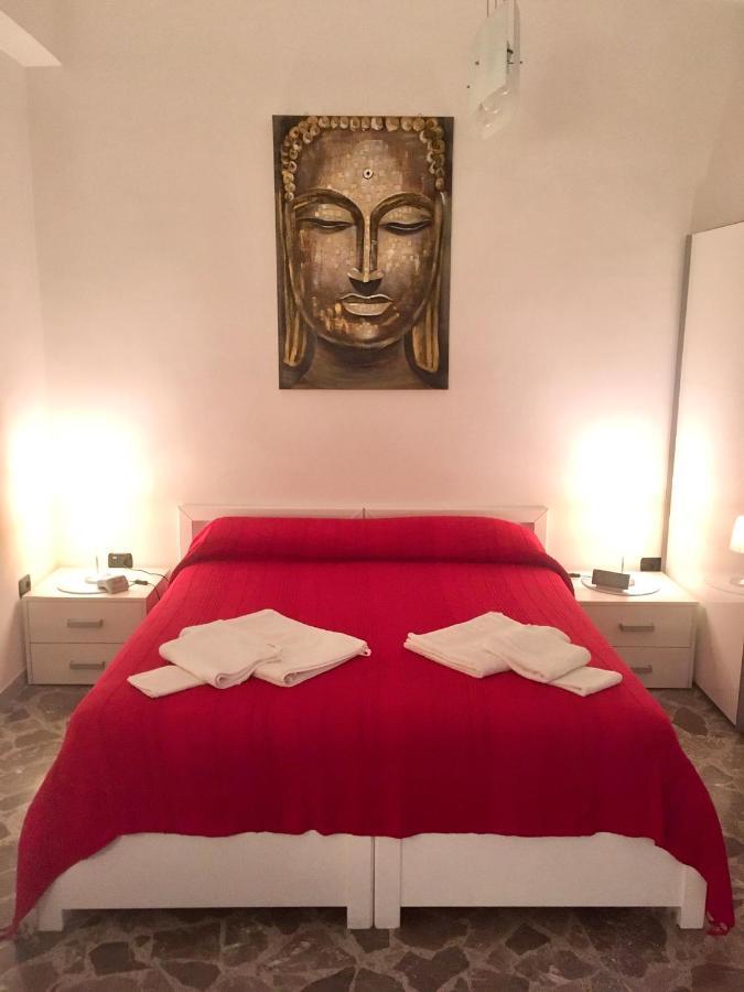 Blackboard House Hotel Bari Buitenkant foto