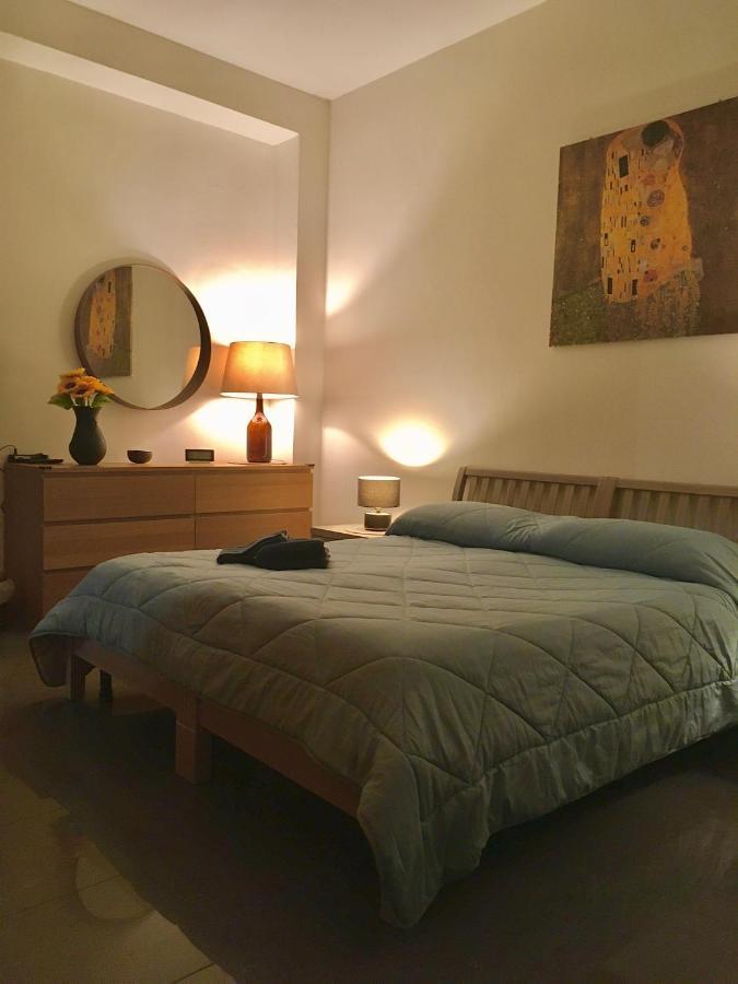 Blackboard House Hotel Bari Buitenkant foto