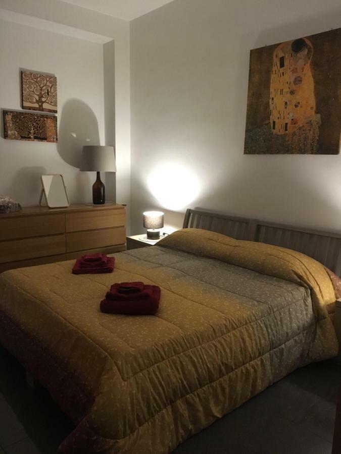 Blackboard House Hotel Bari Buitenkant foto