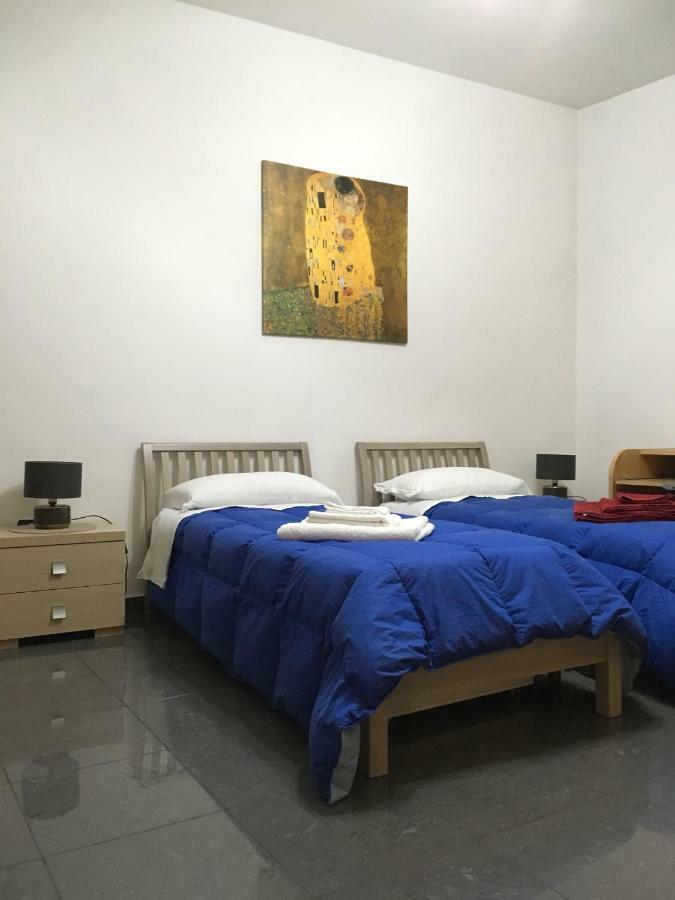 Blackboard House Hotel Bari Buitenkant foto